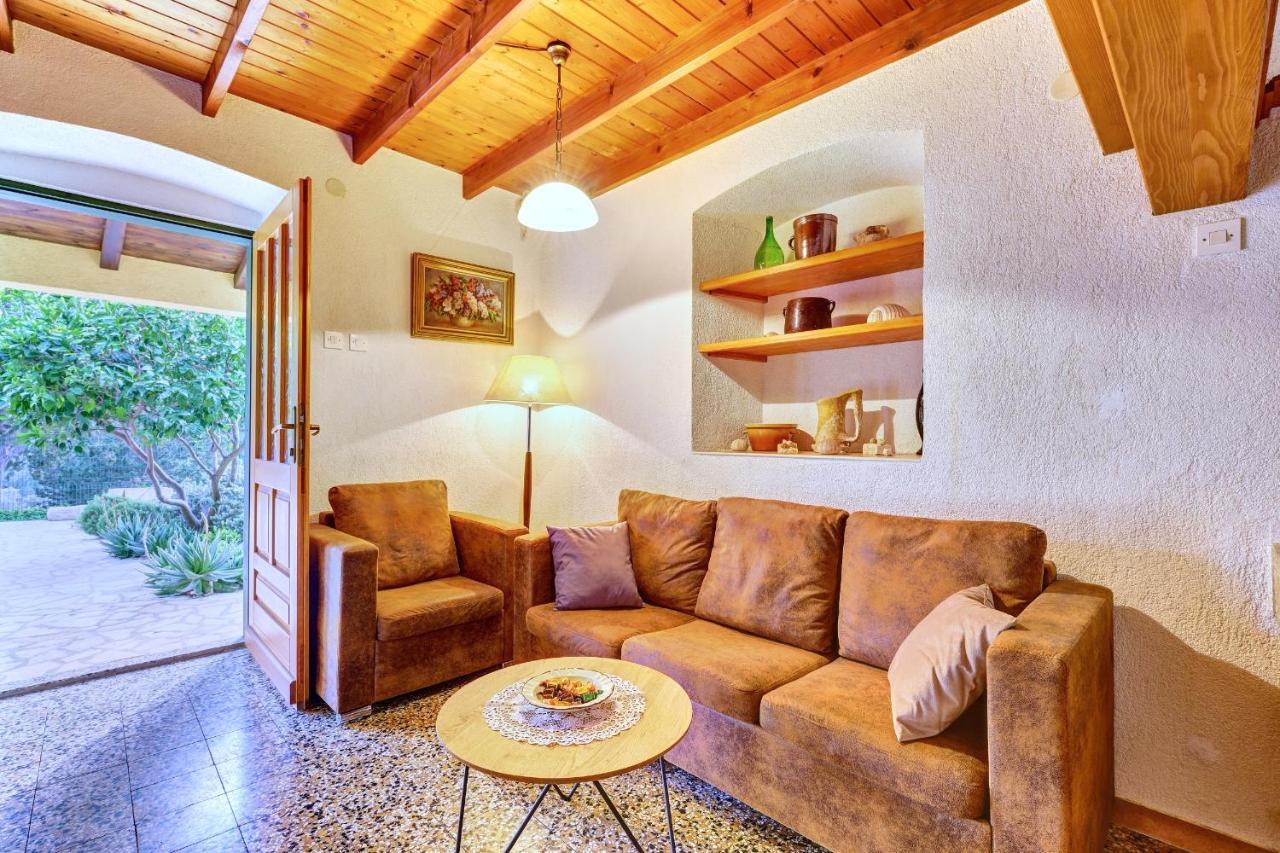 Willa Casa Aromatica Maria Mali Lošinj Zewnętrze zdjęcie
