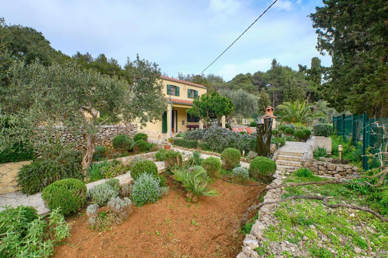 Willa Casa Aromatica Maria Mali Lošinj Zewnętrze zdjęcie
